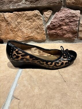 Anne Klein Ashvante Leopard Print Wedge Ballet Flats with Black Trim